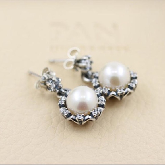 Pandora Freshwater Pearl drop Swarovski Everlasting Grace Earrings White Pearl - Picture 4 of 6